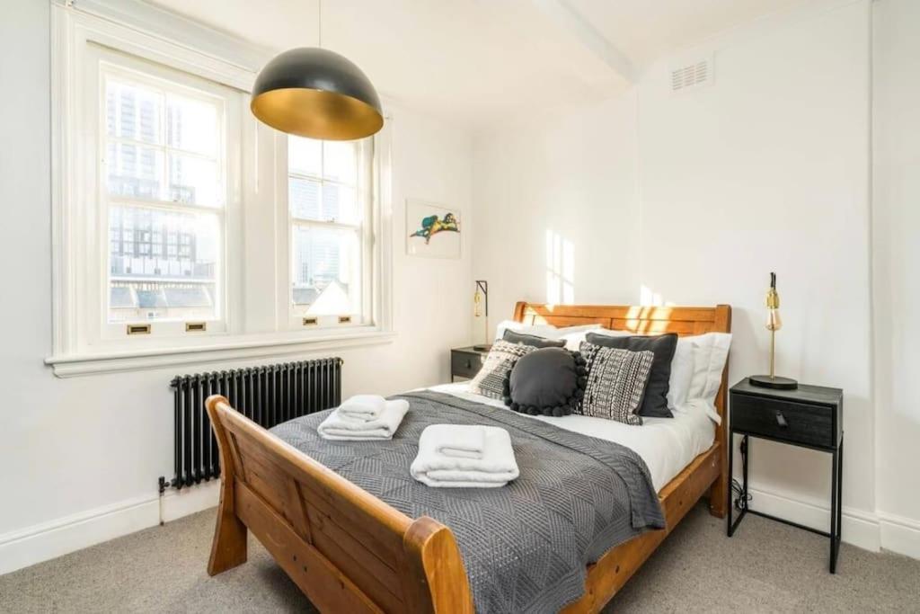 3 X Bedroom Riverside Flat With Hot Tub On Roof Terrace London Exterior photo